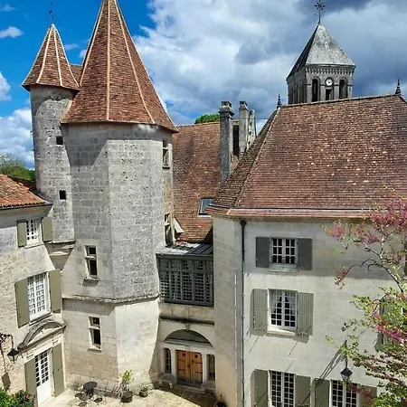 Chateau Des Senechaux, Bourdeilles