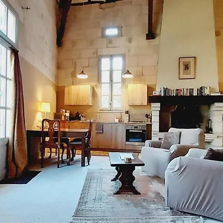 Chateau Des Senechaux, * Bourdeilles