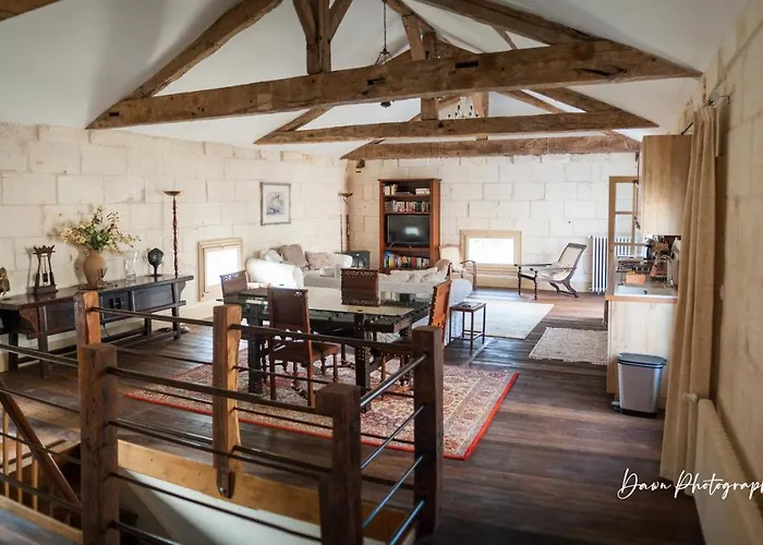 Chateau Des Senechaux, דירה Bourdeilles