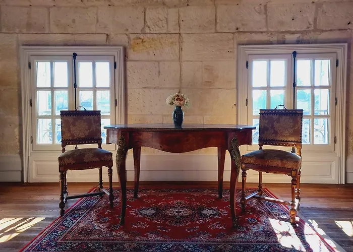 דירה Chateau Des Senechaux, Bourdeilles