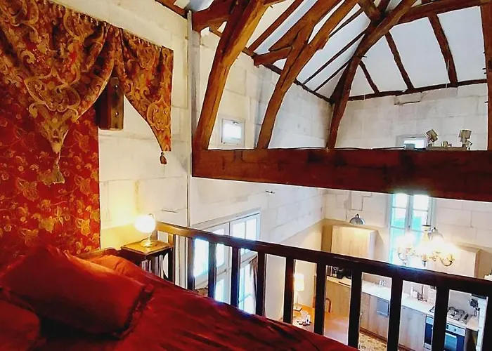 Chateau Des Senechaux, * Bourdeilles