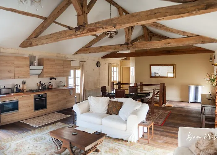 Chateau Des Senechaux, Bourdeilles