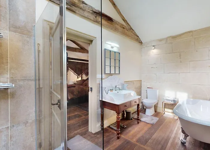 Chateau Des Senechaux,