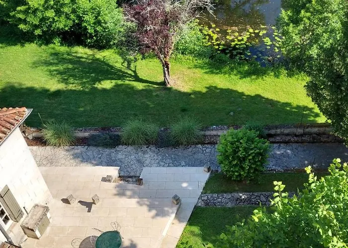 Chateau Des Senechaux,